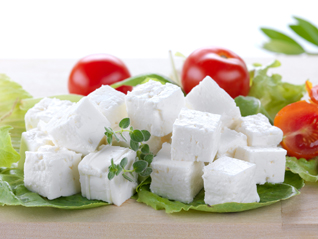 دراسة تؤكد : الجبن لا يسبب إرتفاع الكولسترول في الدم