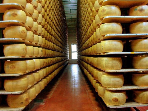 طريقة صنع الجبن البارميزان