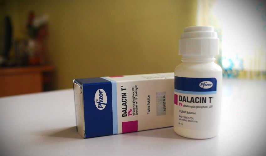علاج اثار الحبوب مع دلاسين تي Dalacin T