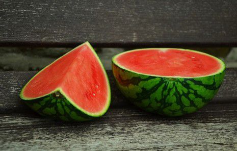 فوائد البطيخ لتعزيز القدرة الجنسية عند الرجال