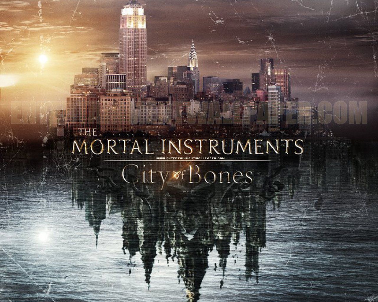فيلم “the Mortal Instruments ” ينافس أفلام “Twilight”