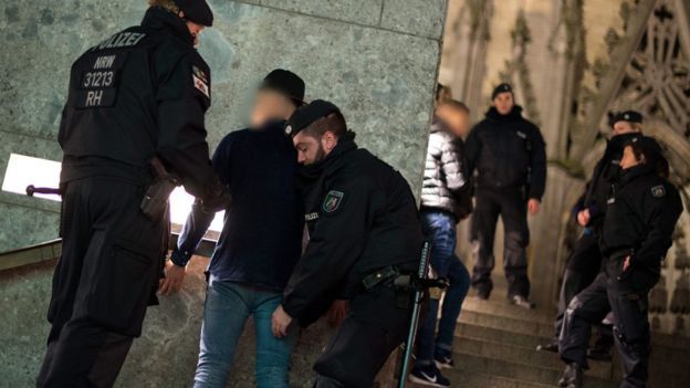 ما قضية التحرش الجماعي التي هزت ألمانيا ليلة رأس السنة و اتهم فيها العرب ؟