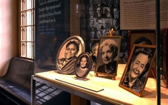 متحف نوبل في استضافة مؤسسة محمد بن راشد