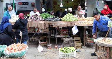 شعبة الخضروات: الطماطم 7.5 جنيه والبصل 17 جنيها والبطاطس 11 جنيها