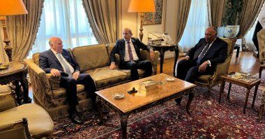 وزراء خارجية مصر والأردن والعراق يناقشون مشروعات التعاون والتكامل