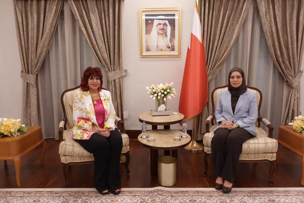 لدعم جسور التعاون.. تفاصيل لقاء وفد اتحاد المستثمرات العرب مع سفيرة البحرين