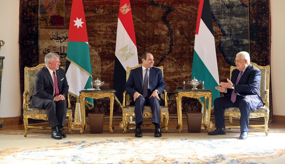 نص البيان الختامي للقمة المصرية الأردنية الفلسطينية بالعلمين