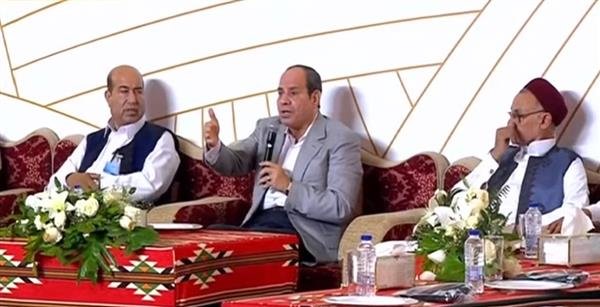 مصطفى بكري يكشف رسائل الرئيس السيسي خلال لقائه بأهالي مطروح.. فيديو