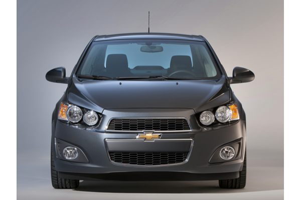 صور و سعر سونك ال اس 2014 Chevrolet Sonic LS