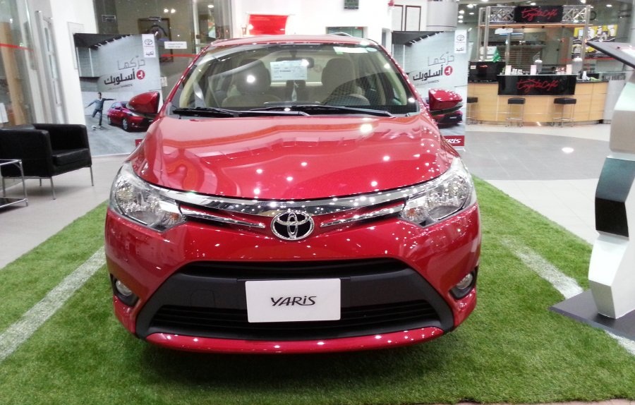 صور و سعر يارس شركات 2014 Toyota Yaris S