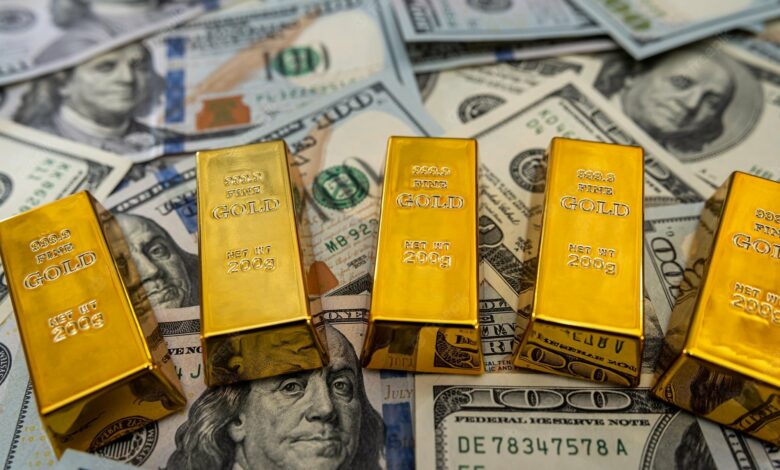 «آخر تحديث».. سعر الذهب والدولار اليوم الإثنين في مصر